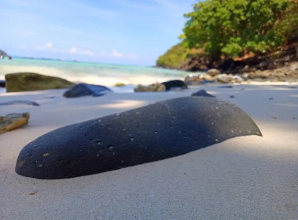 Pierres Sur Une Belle Plage Tropicale — Photo