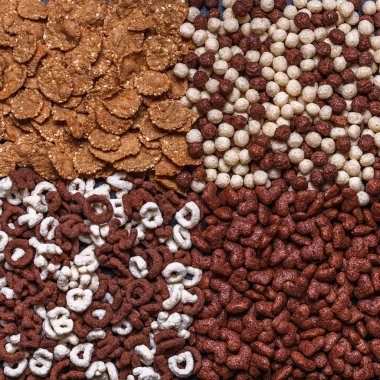 Kuru Kahvaltı, granola, müsli bir siyah arka plan, Meydanı, üstten görünüm, boşaltmak, düz yatıyordu
