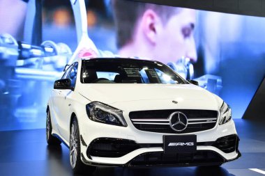 Nonthaburi, Tayland - 30 Mart 2018: Yeni Mercedes-Amg CIA 45 4MATIC Bangkok Motor Show'da 2018