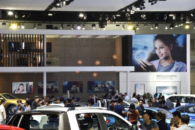 Nonthaburi, Tayland - 30 Mart 2018: Bmw Fuar standında Bangkok Motor göster: 2018