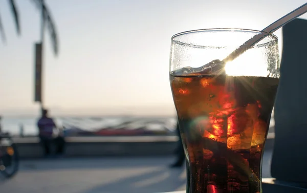 Meşrubat günbatımı