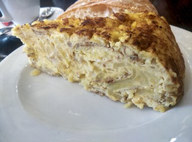 İspanyol patates omleti.