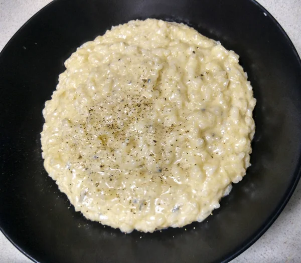 Gorgonzola ve armut risotto
