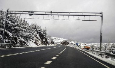 Yayılma yola, Huesca, kar