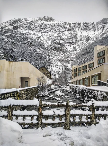 Paisagem de neve no inverno (Espanha ) — Fotografia de Stock