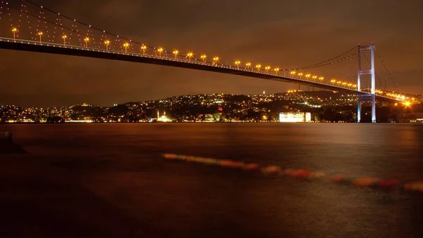 Nattbild Istanbul Bosphorus Bridge Från Ortakoy — Stockfoto