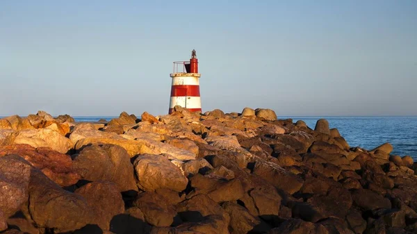 Ilha De Tavira, Portekiz 'de deniz feneri.