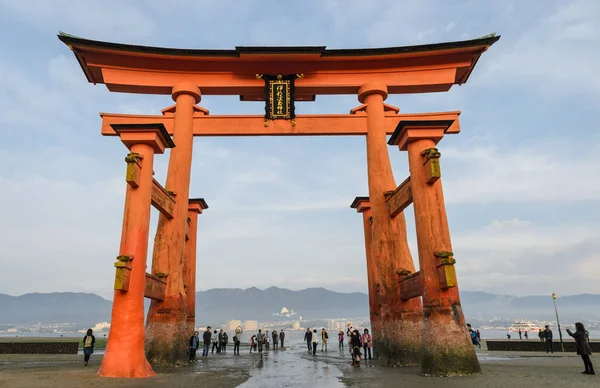 Velký Torii Itsukushima Shrine Miyajima, Japonsko — Stock fotografie