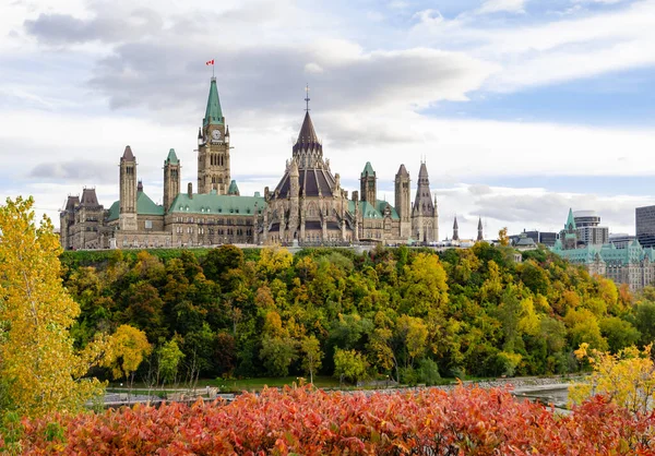 Дивовижний Осінній Вид Будівель Бібліотек Парламенту Оттаві Канада — стокове фото