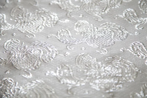 Brokar kumaş beyaz gümüş renk