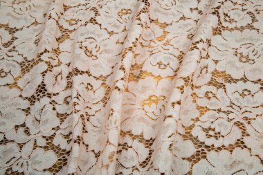 air guipure beige color