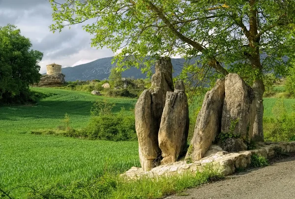 İspanya Mijaraluenga taş anıt — Stok fotoğraf
