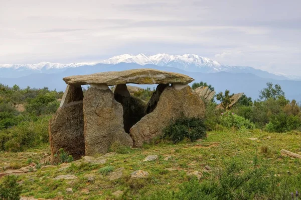 Dolmen vinyes mortes in Katalonien — Stockfoto