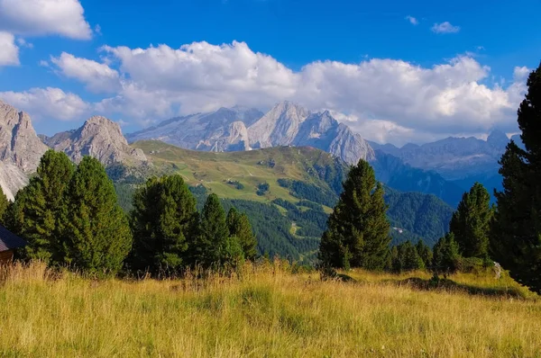 Marmolada 山中白云岩 — 图库照片