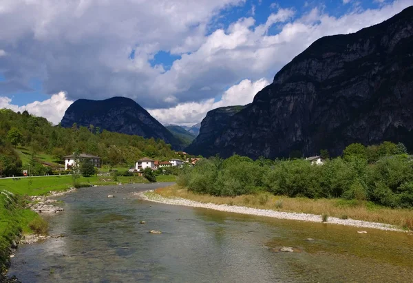 Valsugana 谷在特伦蒂诺 — 图库照片