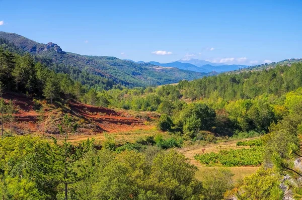 Corbieres, Güney Fransa'da kırsal manzara — Stok fotoğraf