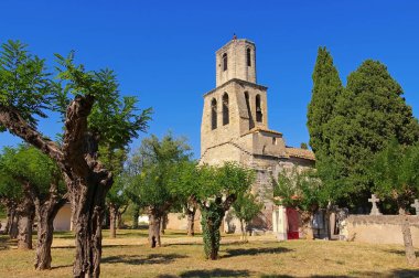 Paulhan church Notre-Dame des Vertus