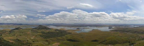 エストレマドゥーラ州 embalse de ラ ・ セレナ — ストック写真