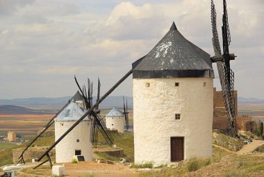 İspanya Consuegra yel değirmeni