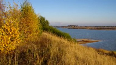 Schlabendorf Gölü, sonbaharda Lusatia içinde peyzaj
