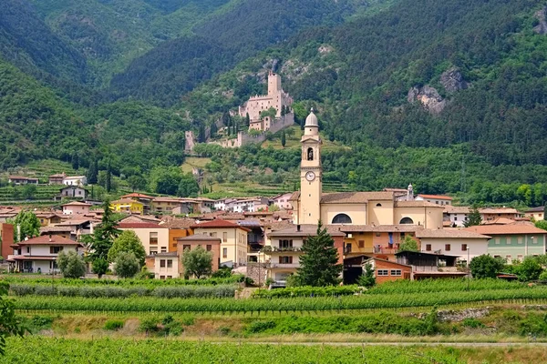 Avio Castello di Sabbionara — Fotografia de Stock