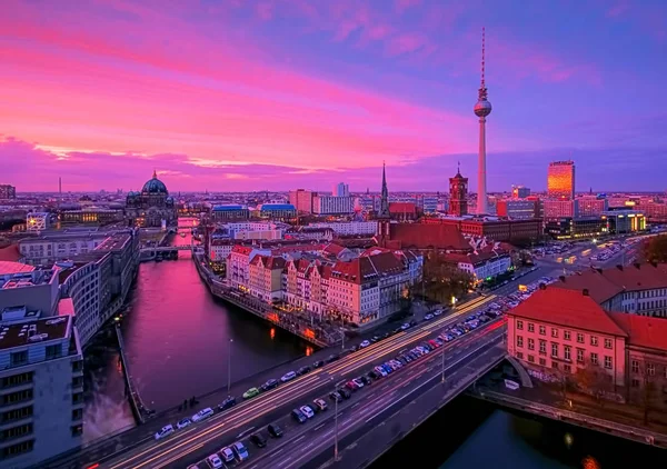 Město Berlín v noci — Stock fotografie