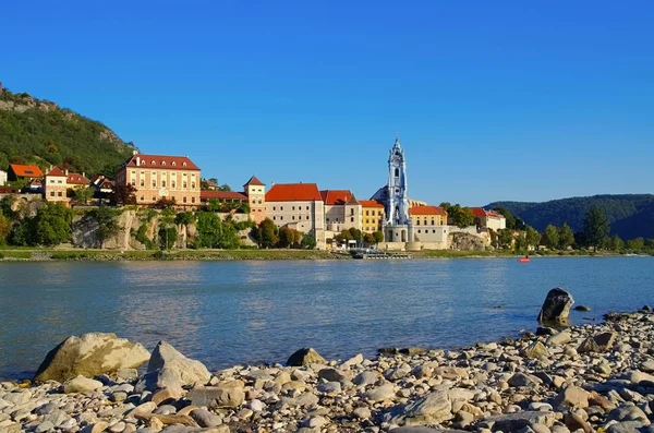 Duernstein e eiver Danube, Wachau na Áustria — Fotografia de Stock