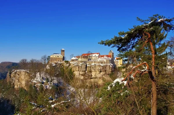 Hrad Hohnstein v zimě — Stock fotografie