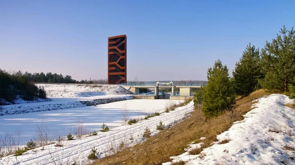 Rustier spik i vinter — Stockfoto