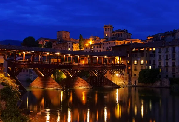 Noite de Bassano del Grappa Ponte Vecchio — Fotografia de Stock