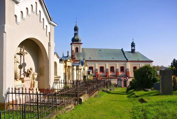 Vrchlabi klasztor w Karkonoszach — Zdjęcie stockowe