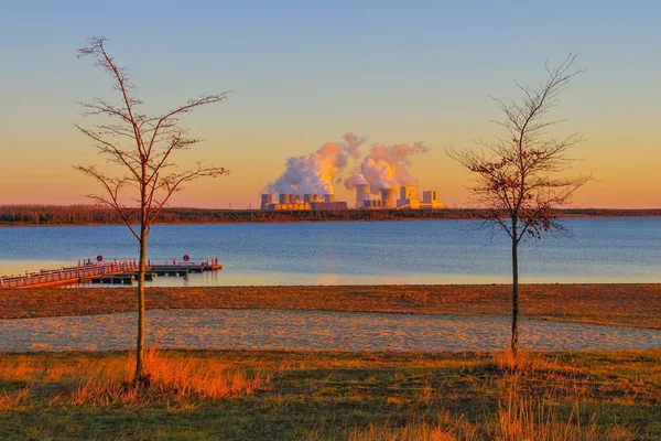 Baerwalder meer- en elektriciteitscentrale Boxberg — Stockfoto