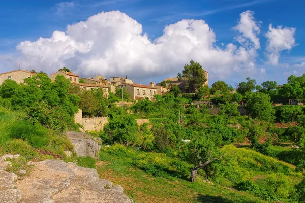 카탈루냐 산에 있는 시루 라나 마을 — 스톡 사진