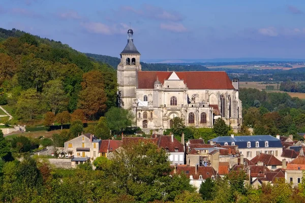 Tonnerre Kilisesi Burgundy 'deki Aziz Pierre — Stok fotoğraf