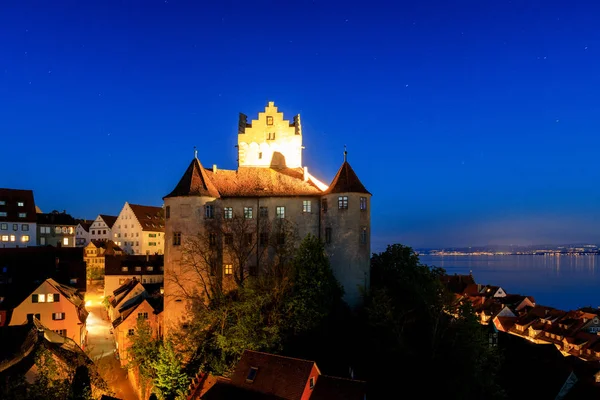 Crepúsculo no castelo Meersburg — Fotografia de Stock
