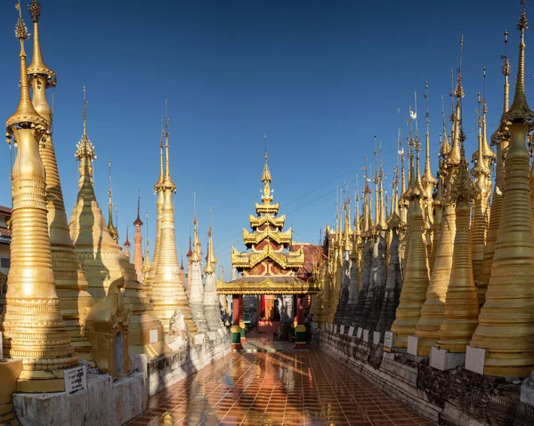 Goldene Shwe Indein Pagode See Inle Myanmar — Stockfoto