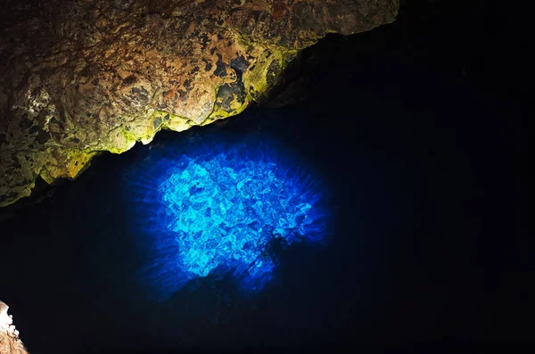 Mavi göz (Buracona) üzerinde Adası Sal, Cape Verde