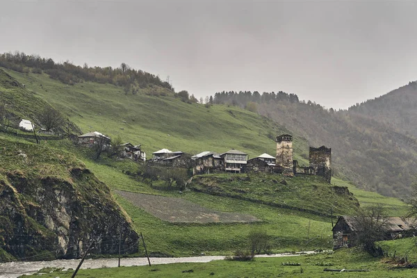 Nemzeti ősi grúz falu. — Stock Fotó