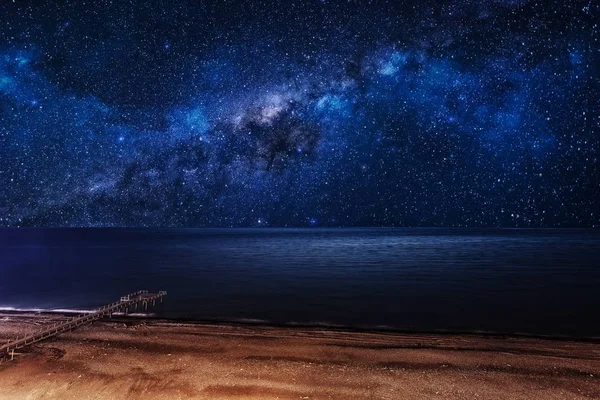 Milky Way over the sea. — Stock Photo, Image