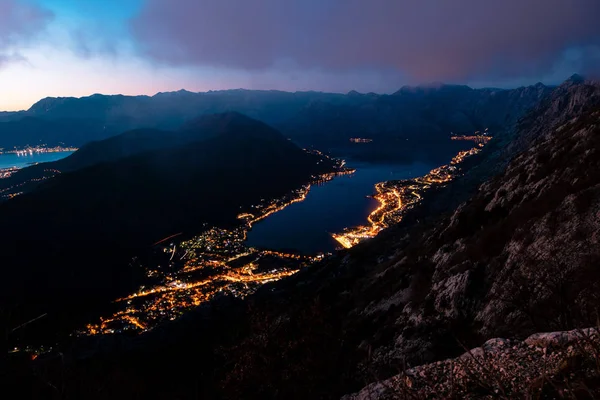 Kotor Körfezi Görünümü