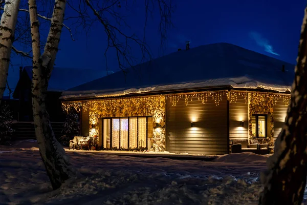 Banliyö Evi Noel arifesinde