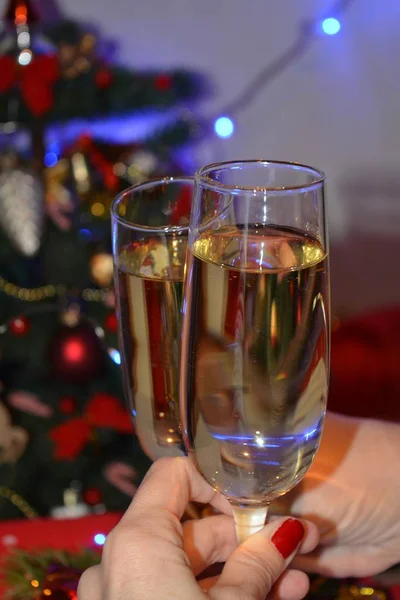 Champanhe Copos Nas Mãosano Novo Fundo Férias Natal — Fotografia de Stock