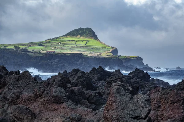 Biscoitos en vulkanische rocs in Terceira, Azoren — Stockfoto