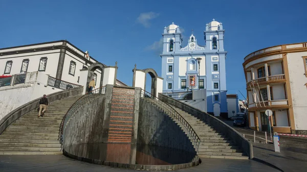 Gevel van de kerk in Angra do Alkmaar, eiland van Terceira, Azoren — Stockfoto