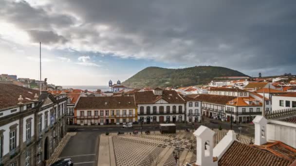 Angra do Heroismo lapso de tiempo en Terceira con la montaña de Brasil — Vídeos de Stock