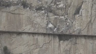 El Caminito del Rey rota ucundan uzaklaştırmak