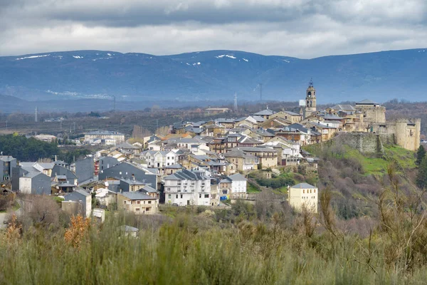 Зима в Пуебла-де-Sanabria, Castilla y-Леон, Іспанія — стокове фото