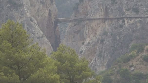 El Caminito del Rey zoom out of the route end — Stock Video
