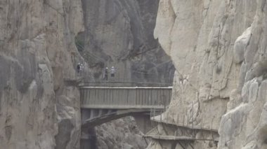 El Caminito del Rey son Köprüsü'nden, rota bitiş uzaklaştırmak