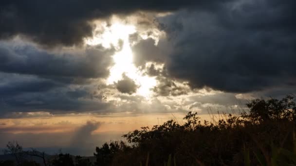 Coucher de soleil avec nuages laps de temps — Video